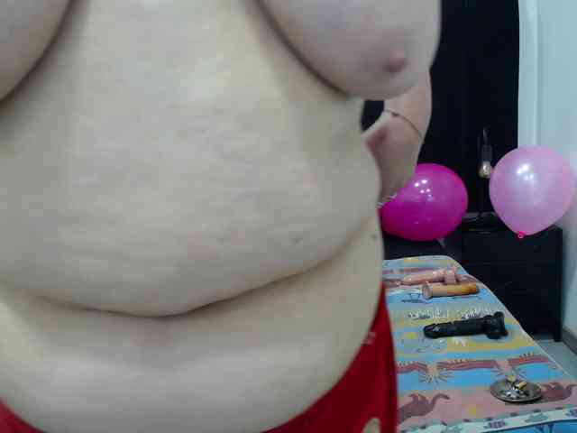 QueenMatturex webcam