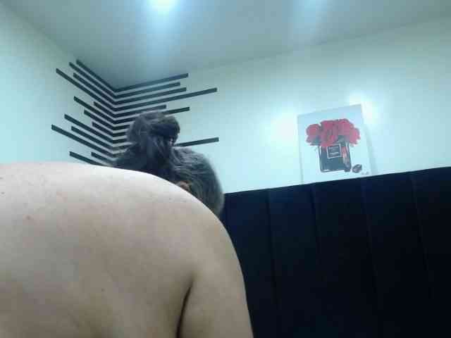 QueenMatturex webcam