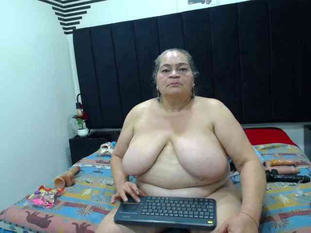 VickyBoobss VickyBoobss