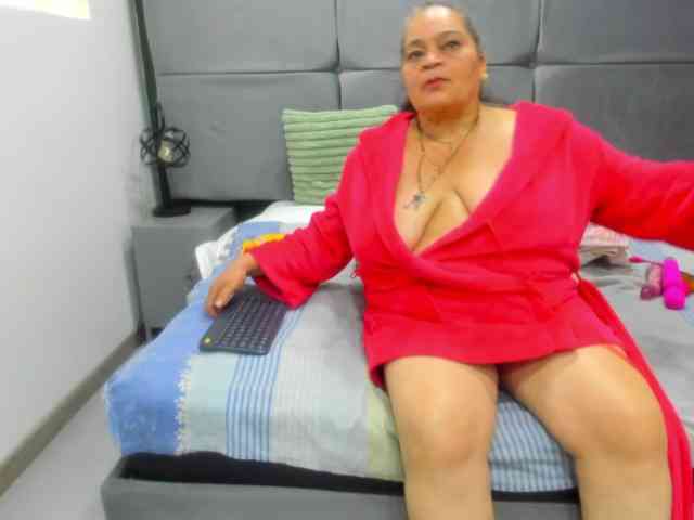 QueenMatturex webcam