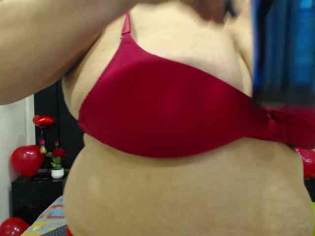 QueenMatturex webcam