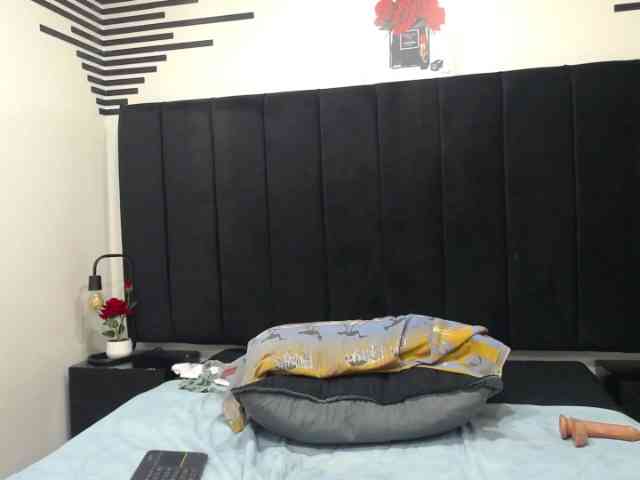 QueenMatturex webcam