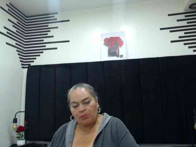 QueenMatturex webcam