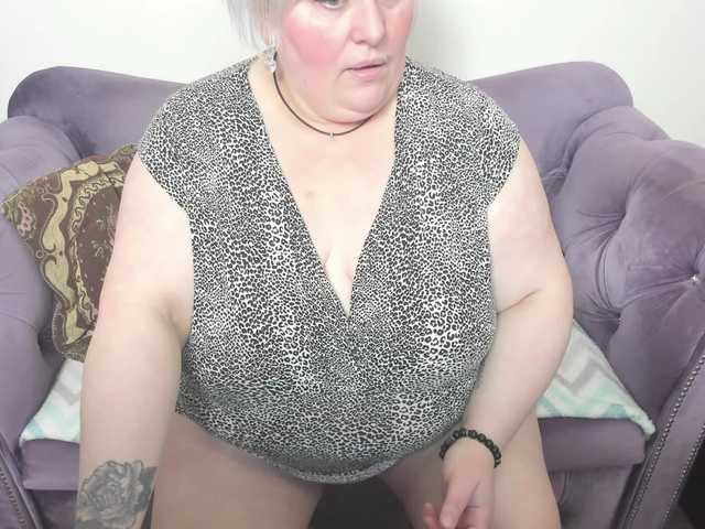 fashiona from BongaCams