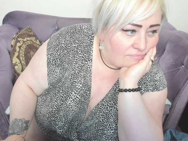 fashiona's BongaCams show and profile