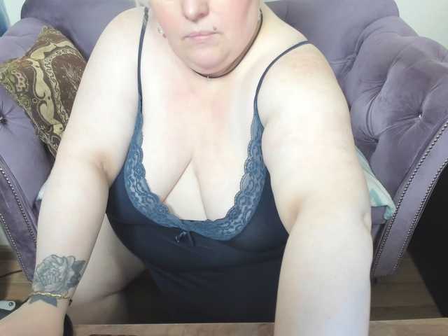 fashiona's BongaCams show and profile