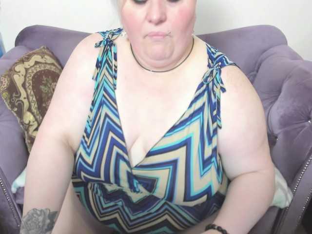 fashiona's BongaCams show and profile