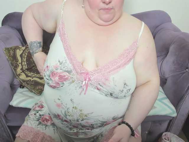 fashiona's BongaCams show and profile