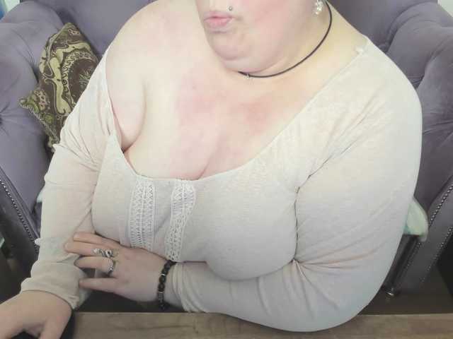 fashiona's BongaCams show and profile