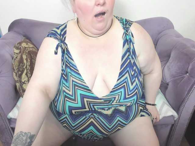 fashiona's BongaCams show and profile