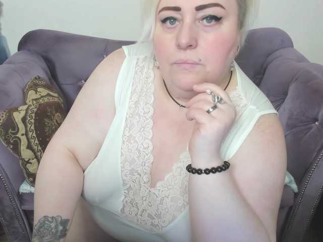 fashiona's BongaCams show and profile