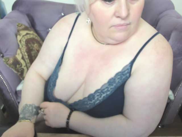 fashiona's BongaCams show and profile