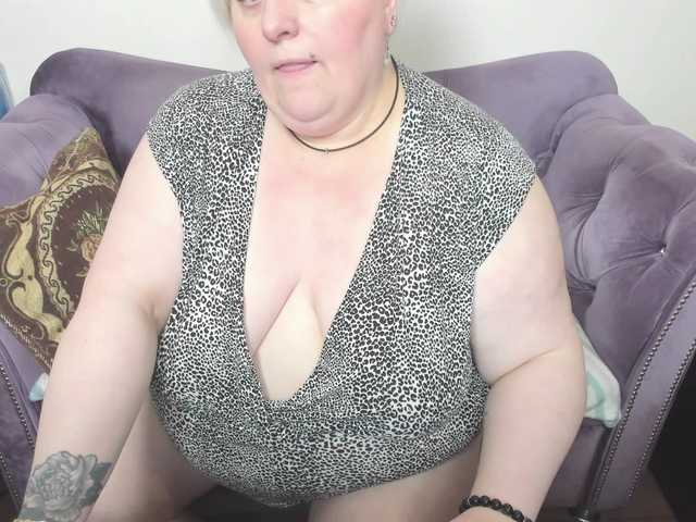 fashiona's BongaCams show and profile