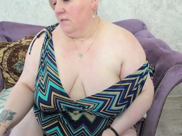  fashiona chat room