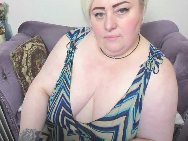 fashiona's BongaCams show and profile