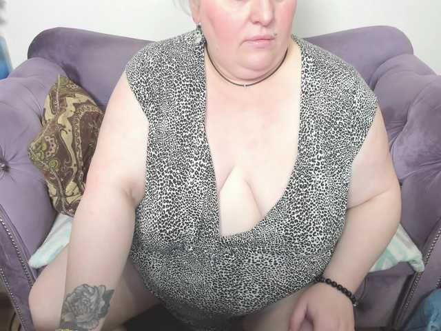 fashiona's BongaCams show and profile