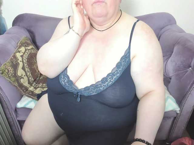 fashiona's BongaCams show and profile