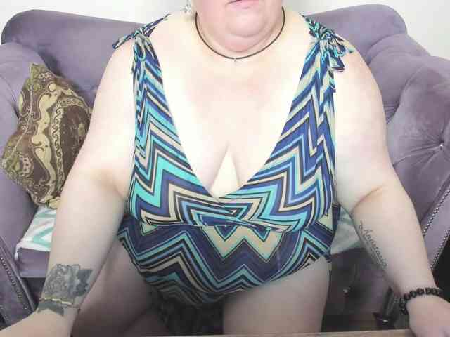 fashiona Live Webcam on BongaCams