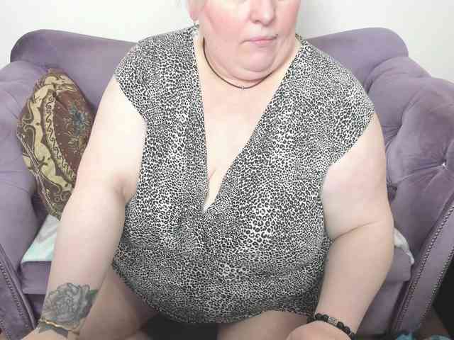 fashiona Live Webcam on BongaCams