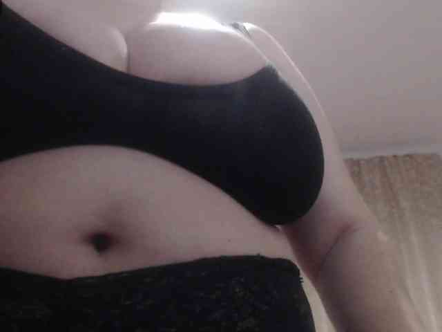 naturalmoommy webcam