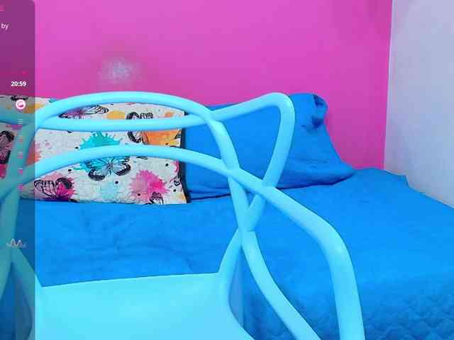 naturalmoommy Live Webcam on BongaCams