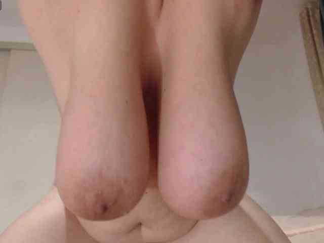 naturalmoommy webcam