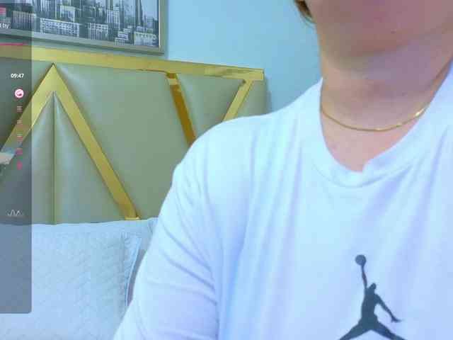 naturalmoommy webcam