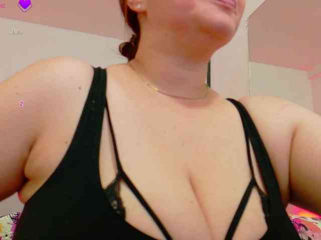 naturalmoommy webcam