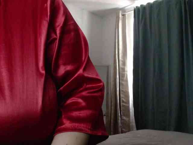 naturalmoommy webcam