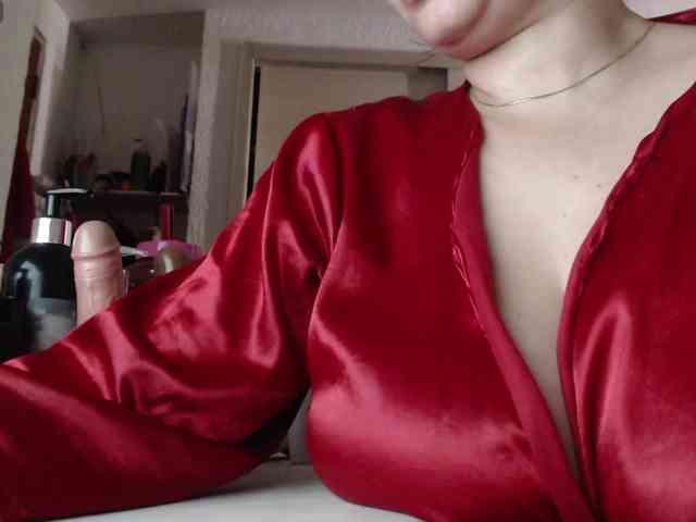 naturalmoommy webcam
