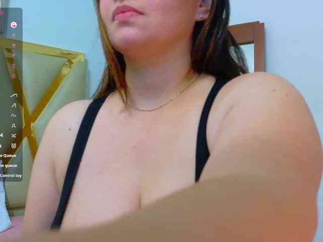 naturalmoommy webcam