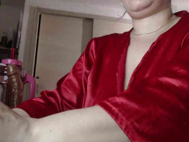 naturalmoommy webcam