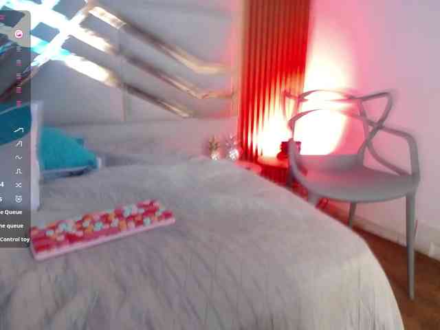 naturalmoommy webcam
