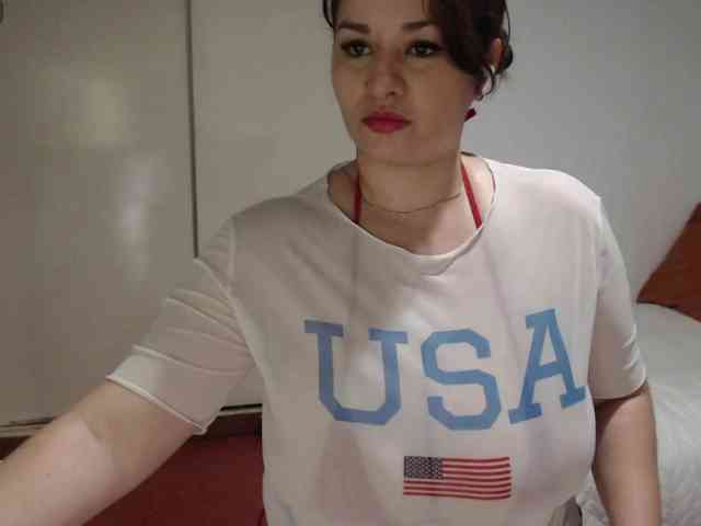 naturalmoommy webcam