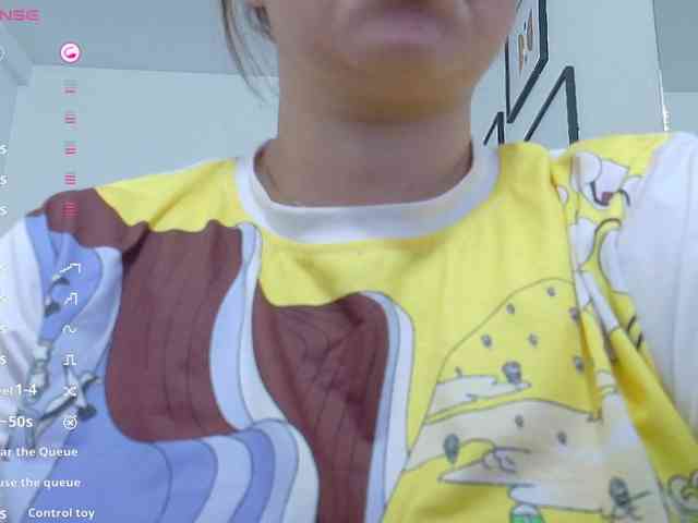 naturalmoommy webcam