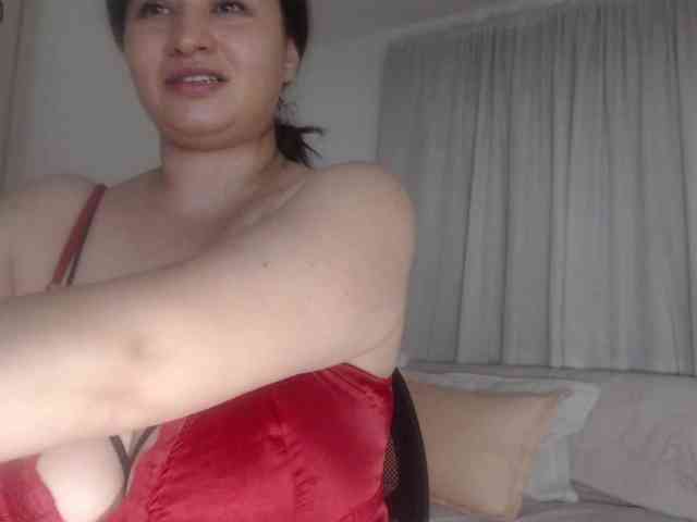 naturalmoommy webcam