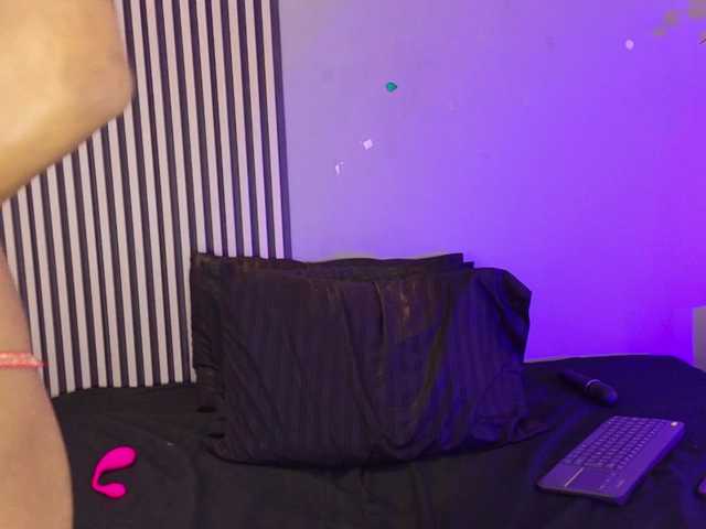 GysellHanson's BongaCams show and profile