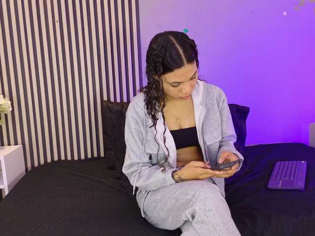 GysellHanson's BongaCams show and profile