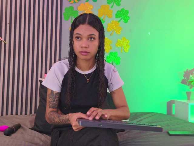 GysellHanson's BongaCams show and profile