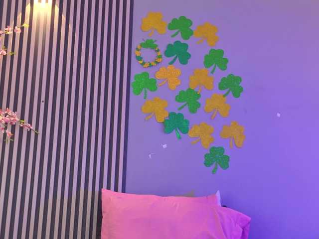 GysellHanson's BongaCams show and profile