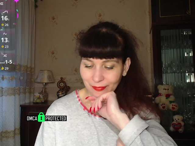 caroliiine's BongaCams show and profile