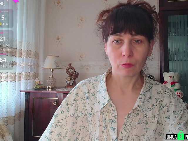 caroliiine cam belle