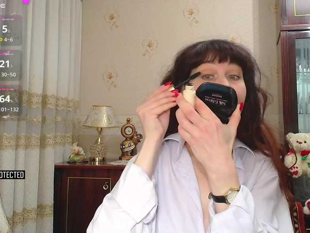 caroliiine's BongaCams show and profile