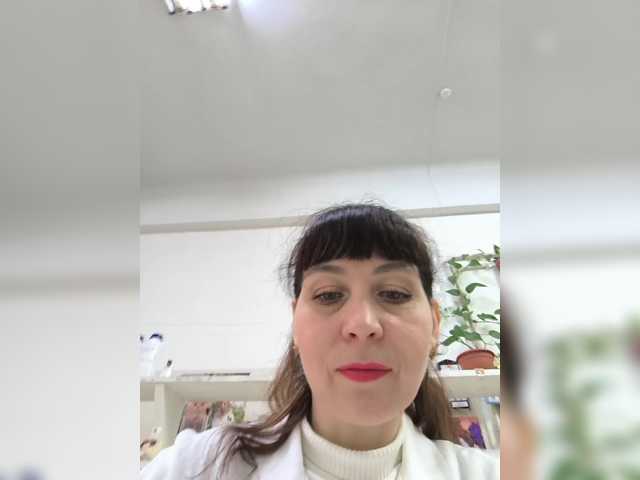 caroliiine's BongaCams show and profile