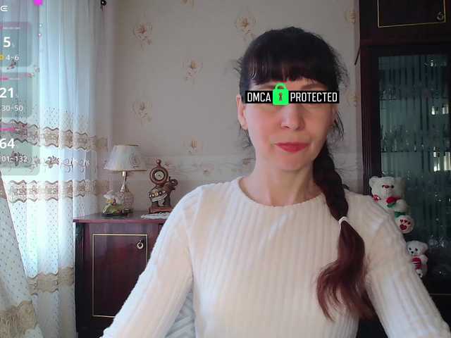 caroliiine's BongaCams show and profile