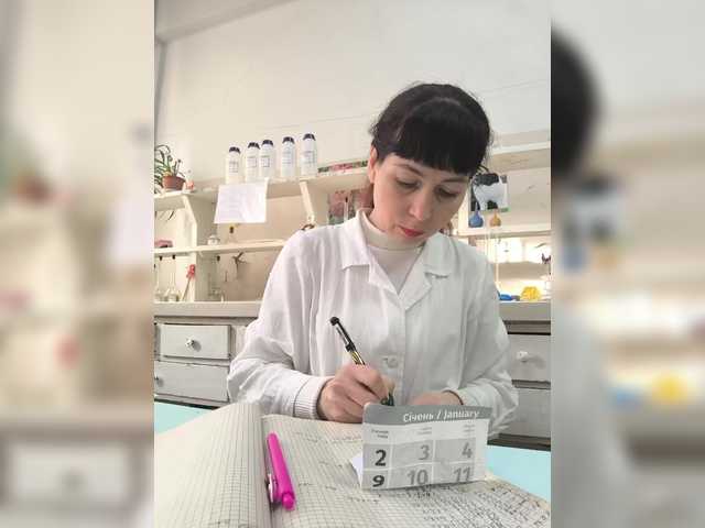 caroliiine from BongaCams is Freechat