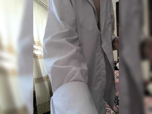 caroliiine's BongaCams show and profile