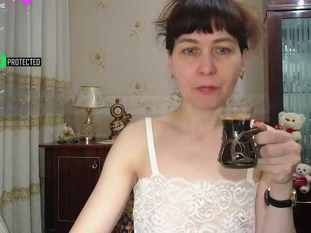 caroliiine cam belle