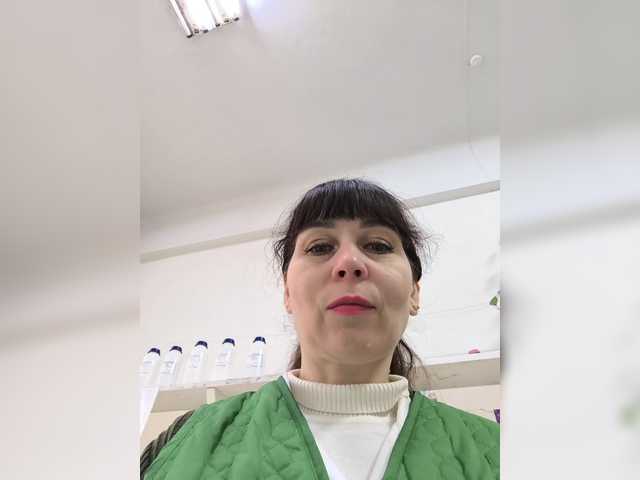 caroliiine's BongaCams show and profile