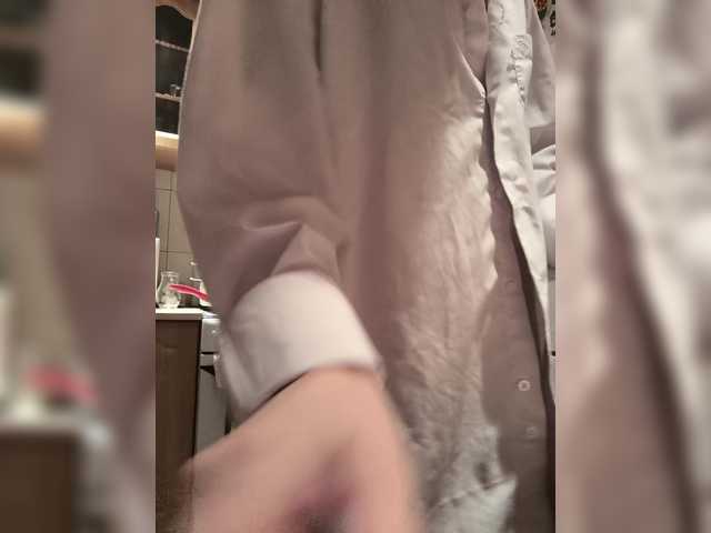 caroliiine's BongaCams show and profile